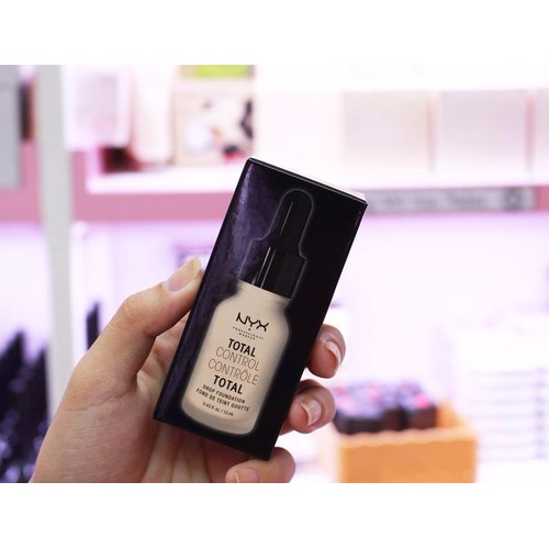 KEM NỀN NYX TOTAL CONTROL DROP FOUNDATION CHÍNH HÃNG