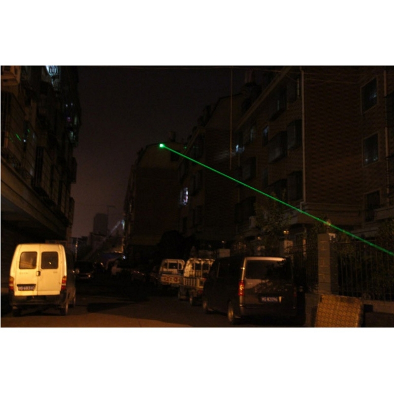 Bút lazer 101 chuyên dùng cho trình chiếu (Mã SP: bút101)
