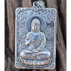 Mặt Dây Chuyền Đại Nhật Như Lai - Om Mani Padme Hum - DC477