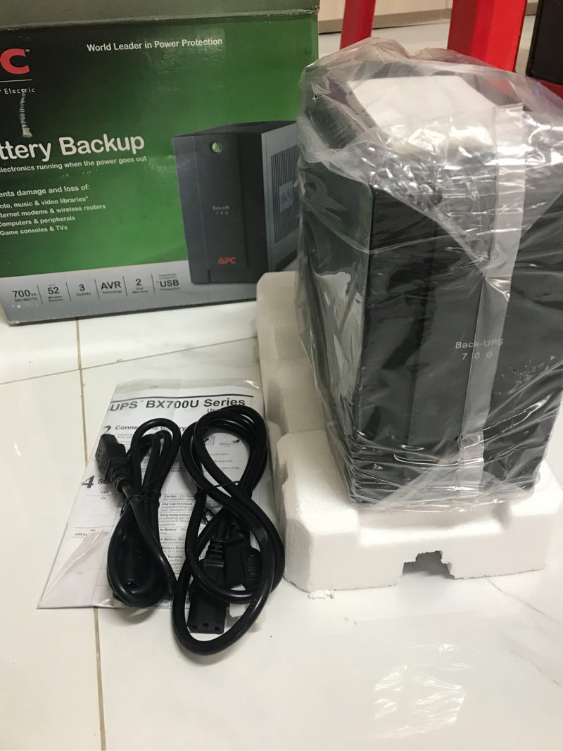 Bộ lưu điện UPS APC BX700U-MS
