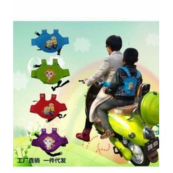 Bé Yêu Chuẩn Bị Đi Mẫu Giáo - Bên Bố, Bên Mẹ