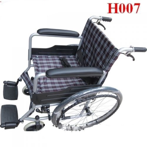 Xe lăn có phanh, bánh hơi Yuwell H007