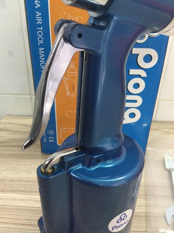 Súng rút rivê Prona RP-7333