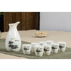 Bình rót rựu kèm 8 cốc thiết yếu gia đình