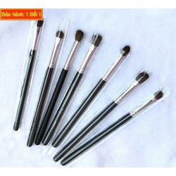 Dụng cụ trang điểm 7 món cho nữ