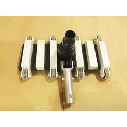 Bàn hút hồ bơi 8 bánh xe đen – BB1-02