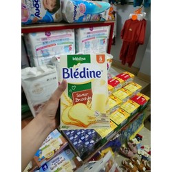 Bột lắc sữa bledina