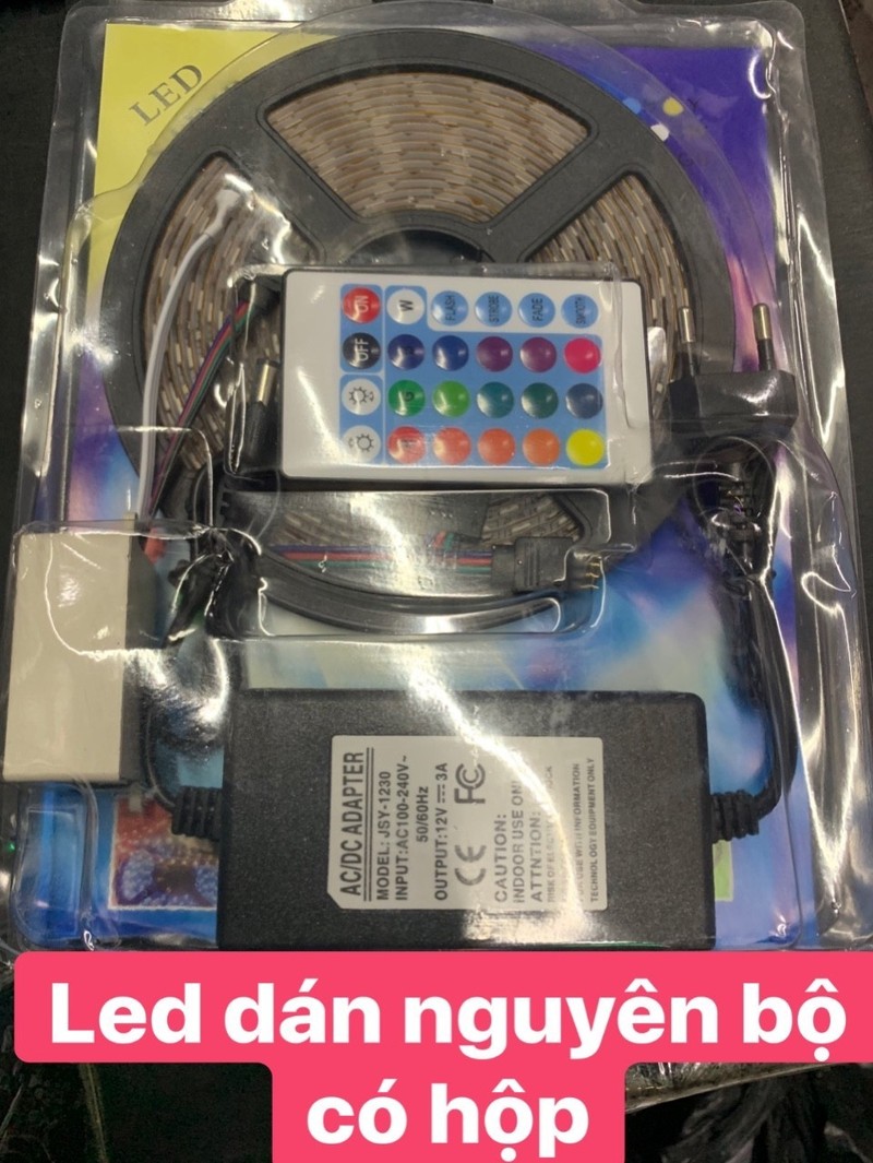 Cuộn đèn Led dây dán 12V 5m đổi nhiều màu RGB + Nguồn + Remote điều khiển