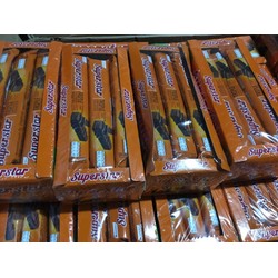 Bánh xốp phủ kem socola Superstar hộp 216g