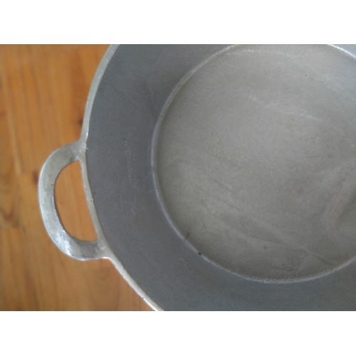 nồi gang đúc 25cm