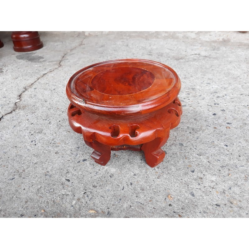 Kỷ váy gỗ hương đường kính 18 cm 1