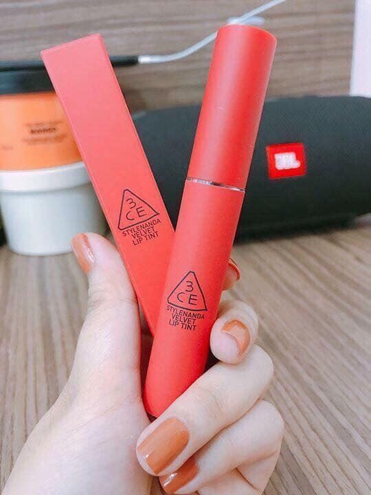 Hình ảnh Son kem 3CE Velvet Lip Tint ChildLike đỏ cam