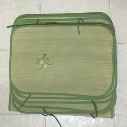 Chiếu cỏ cho bé 40x60cm