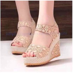 Sandal đế xuồng hàng đẹp không lo đau chân