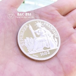Đồng bạc trắng hoa xòe bạc nguyên chất đường kính 3.8 cm dày 2 mm trọn – Dongbactranghoaxoe