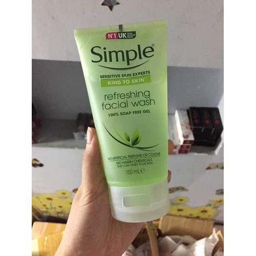 sữa rửa mặt simple chính hãng