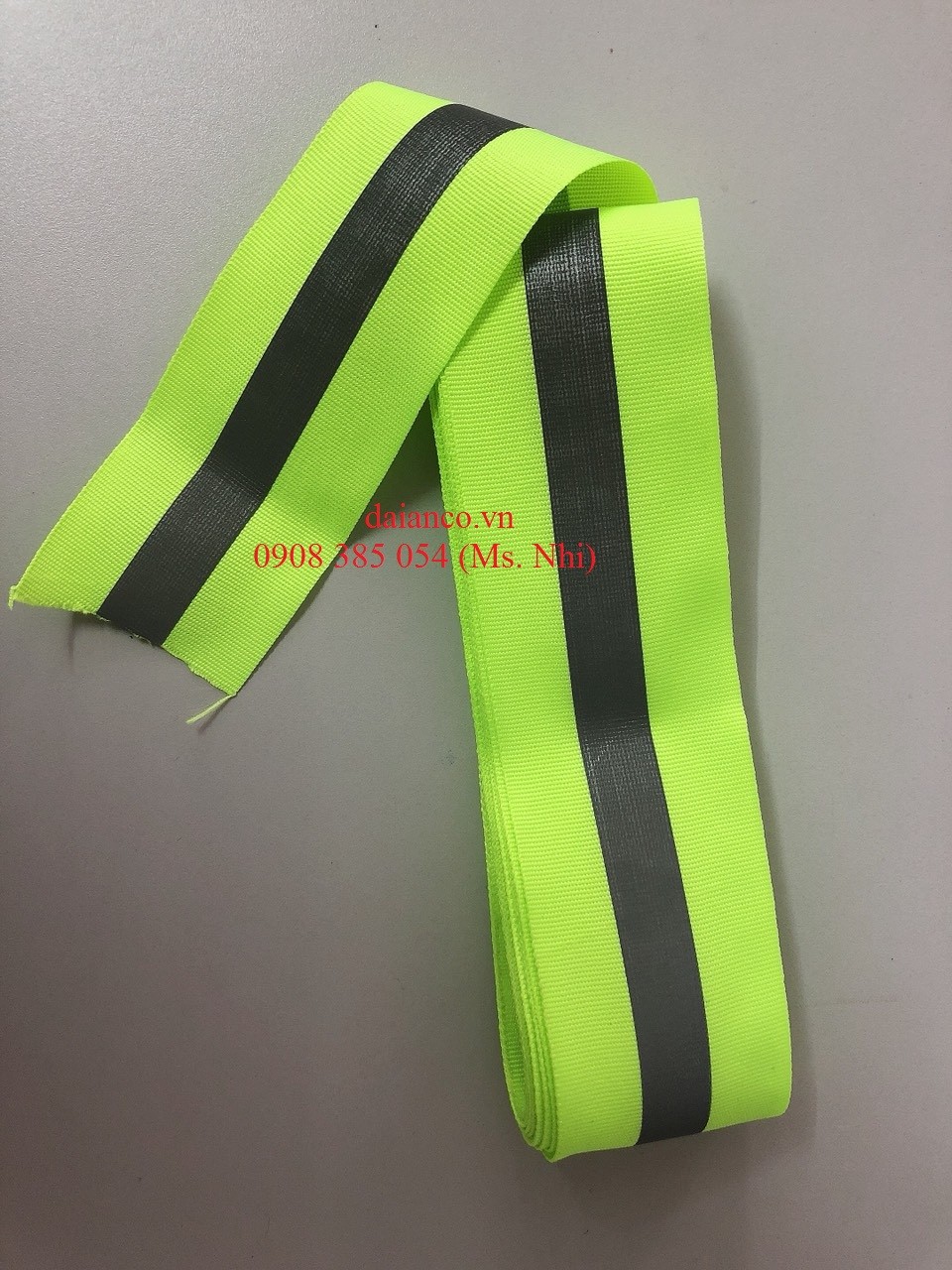 Hình ảnh Giảm giá đặc biệt 10m dây phản quang vải kẻ 5cm may kèm áo, áo mưa, balo- Hình thật, hàng sẵn Hình ảnh Giảm giá đặc biệt 10m dây phản quang vải kẻ 5cm may kèm áo, áo mưa, balo- Hình thật, hàng sẵn