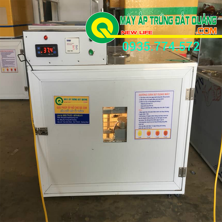 MÁY ẤP TRỨNG KT140 1