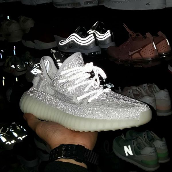 yeezy 350 v2 static reflective Carousell Global Tek Singapore