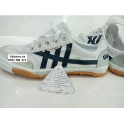 >> SO SÁNH GIÁ GIÀY BATA THƯỢNG ĐÌNH TRẮNG SỌC XANH | Shopee Lazada Sendo Tiki | Nên mua ở đâu rẻ nhất 146 SIÊU KHUYẾN MÃI - Giày bata vải Asia chính hãng loại cột dây trắng sọc xanh
