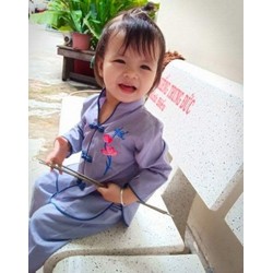 đồ lam đi chùa bé gái