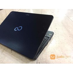 Laptop Fujitsu LifeBook LH532 (L0LH532AS00000117) - Intel Core i3-2350M 2.3GHz, 2GB RAM, 500GB HDD, VGA Intel HD Graphics 3000, 14.1 inch
