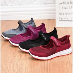 Giày Slip-on Nữ Thể Thao Êm Nhẹ