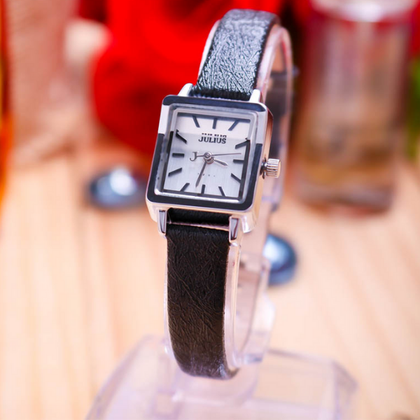 Đồng Hồ Nữ Julius JA-926