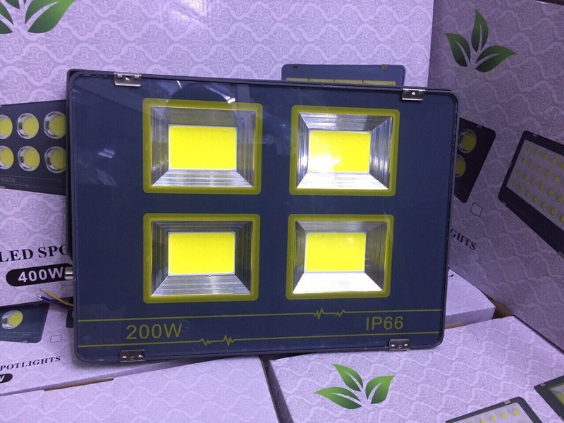 đèn pha 200w ip66 mẫu mới