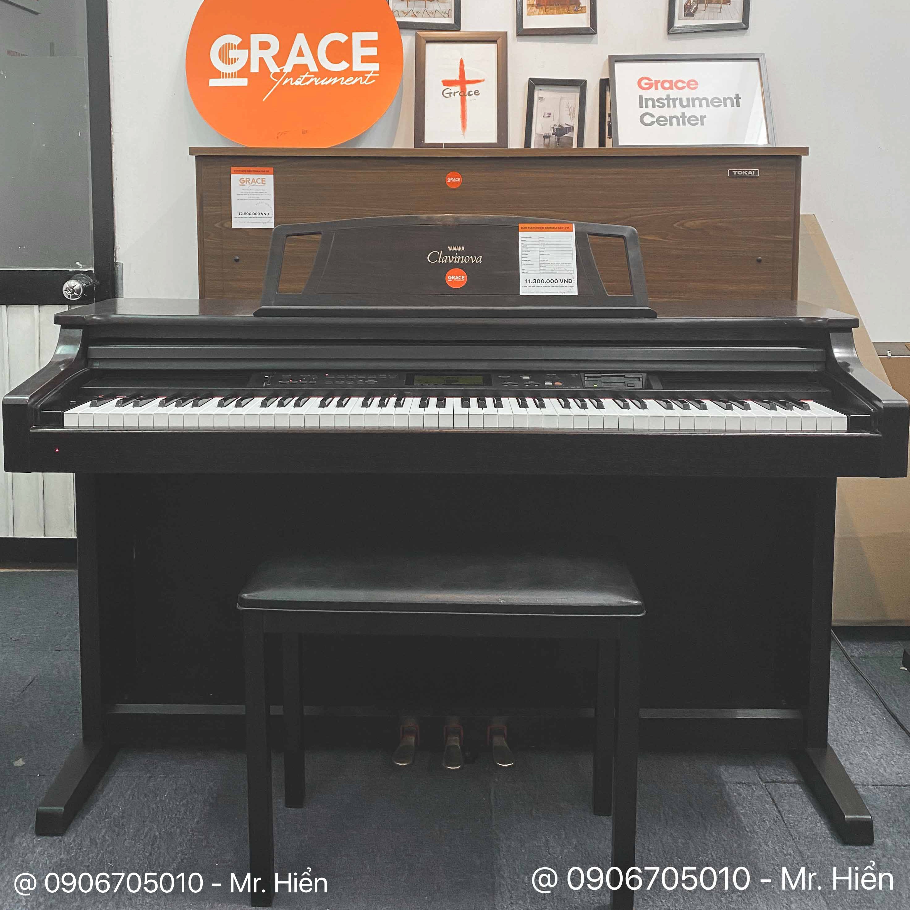 Đàn piano Yamaha CLP-711