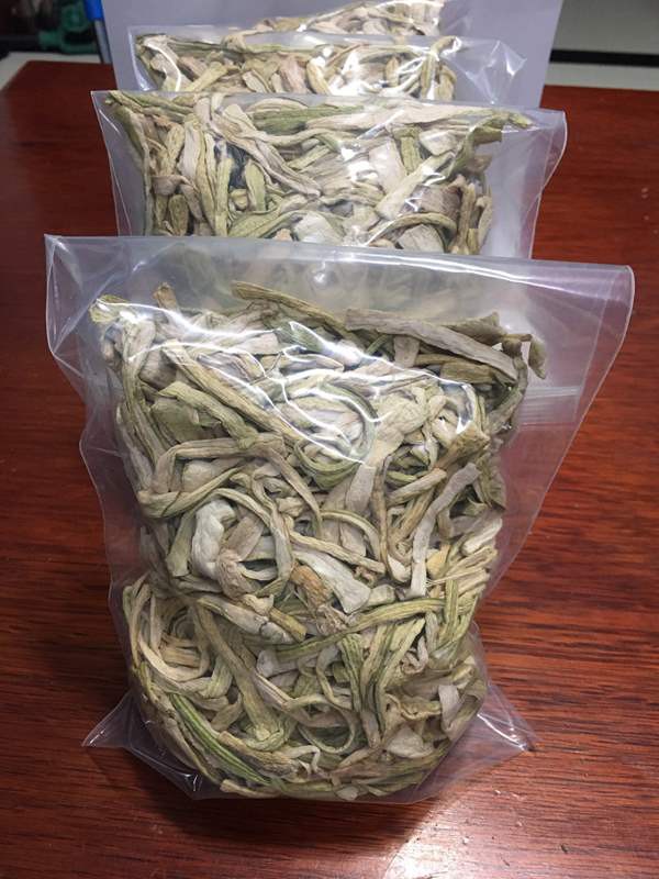 250g dọc mùng phơi khô