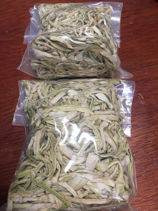 250g dọc mùng phơi khô