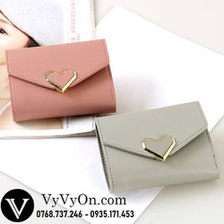 Ví ngắn cầm tay khóa hình trái tim