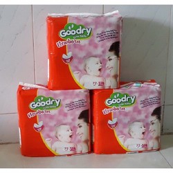 Combo 3 gói Miếng lót trẻ sơ sinh Goodry 72 miếng