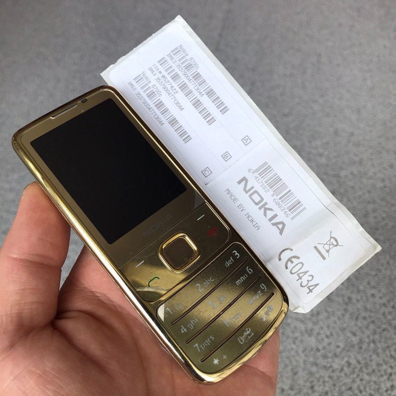 Nokia 6700 Classic Gold - 8