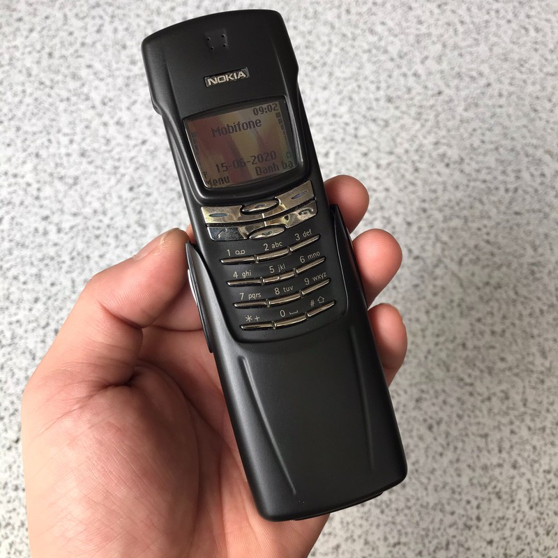 Nokia 8910i