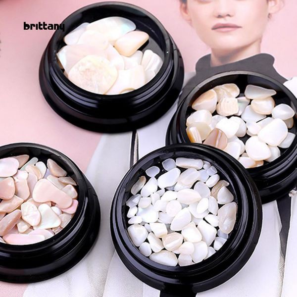 Đèn nối mi, làm nails