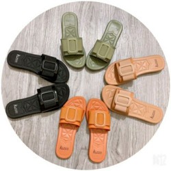 Dép nhựa nữ bảng khóa