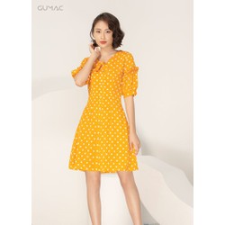 Đầm bi cổ V nơ GUMAC DA928 – DA928_VANG