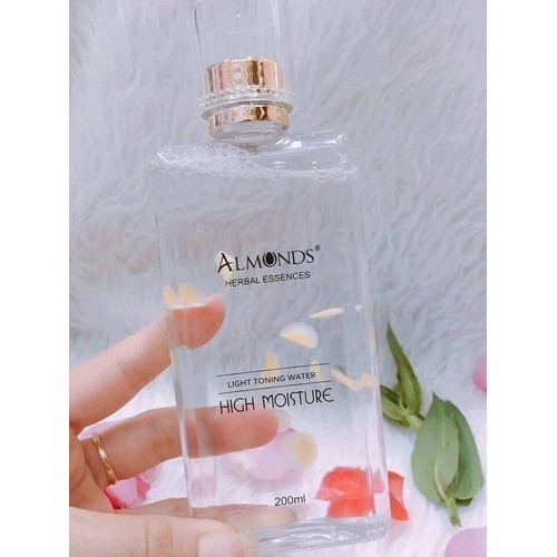 TONER NƯỚC CÂY PHỈ ALMOND