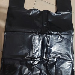 Túi nilong đen đóng hàng, đựng rác