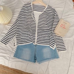 Áo cdg kẻ ngang basic - Được Kiểm Hàng Áo cdg kẻ ngang basic - Được Kiểm Hàng