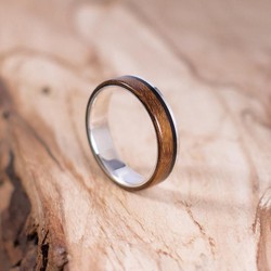 nhẫn bạc ốp gỗ walnut và mun