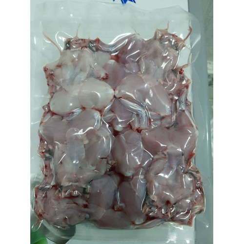 Ếch làm sẵn nguyên con.