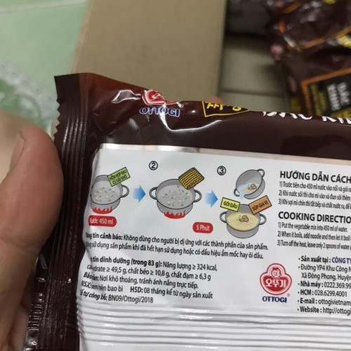 Mì trộn tương đen 83g