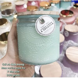 Khu vườn mùa hạ - Kazumi Yumoto