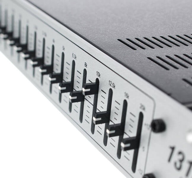Equalizer DBX 131S
