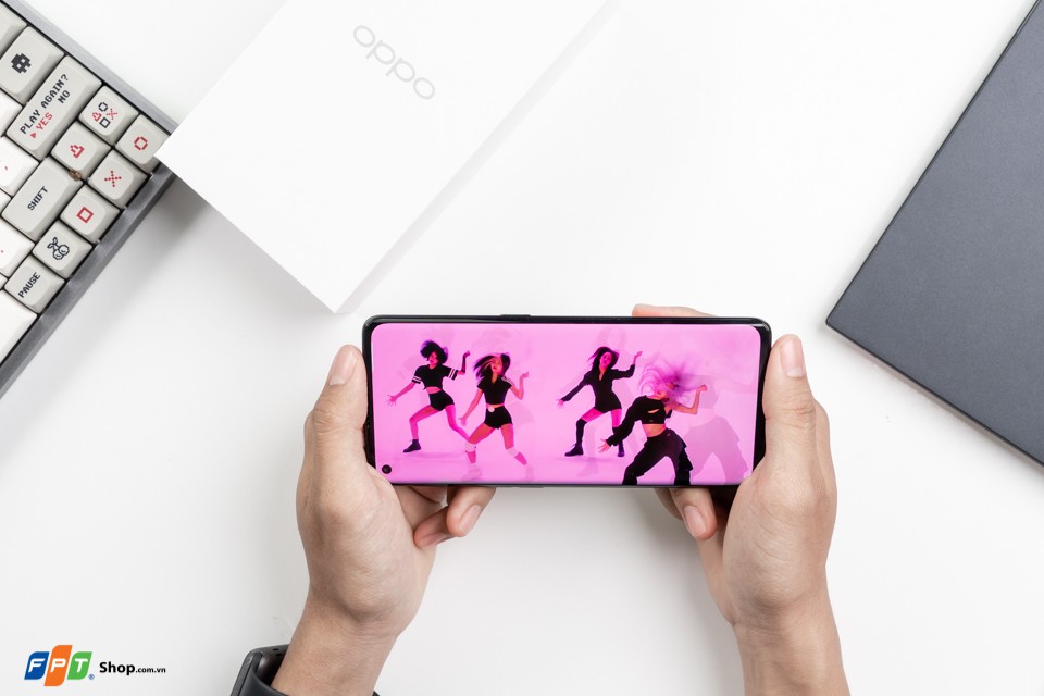 âm thanh OPPO Reno4 Pro