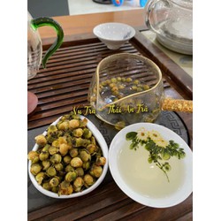 nụ hoa trà cổ thụ - chè san tuyết cổ thụ hà giang