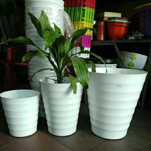 Chậu nhựa sóng tròn cao - Chậu Vòng Sóng - Chậu Vòng Tròn (3size, 3 màu Đá Đen - đỏ - trắng)